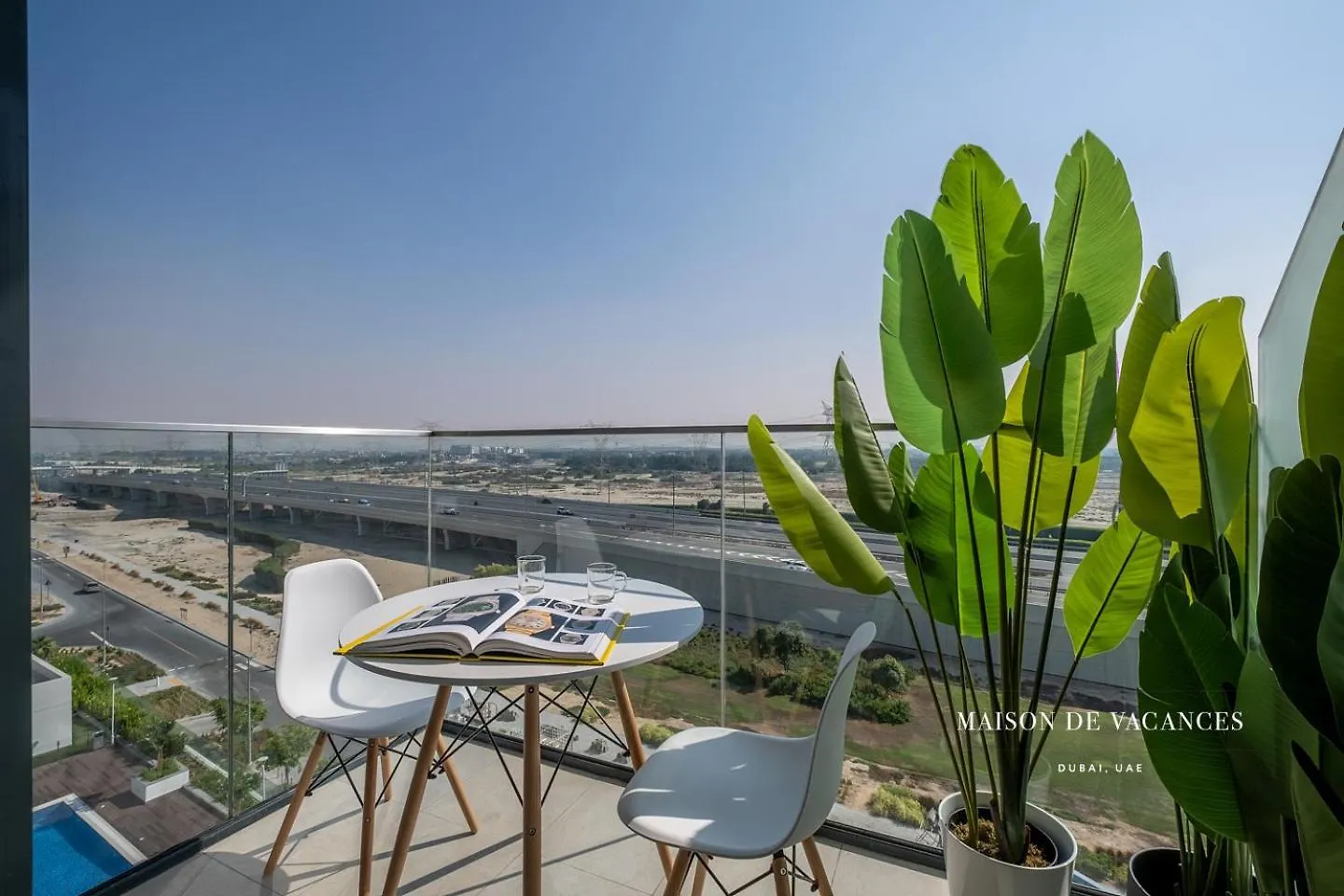 Nomad Corner Studio Pool View Dubai 0*,