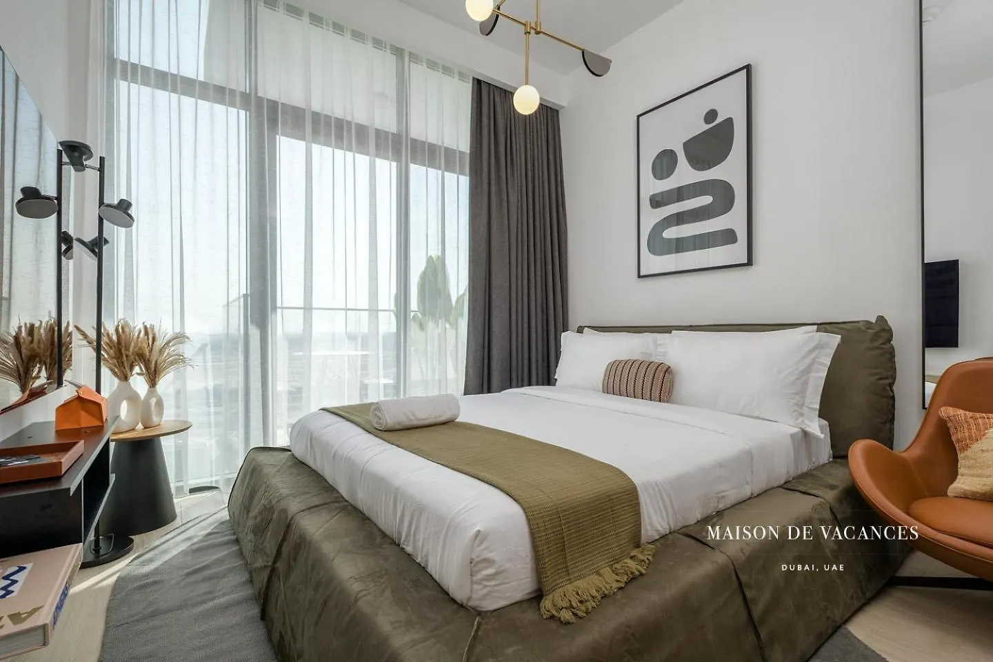 Nomad Corner Studio Pool View Dubai