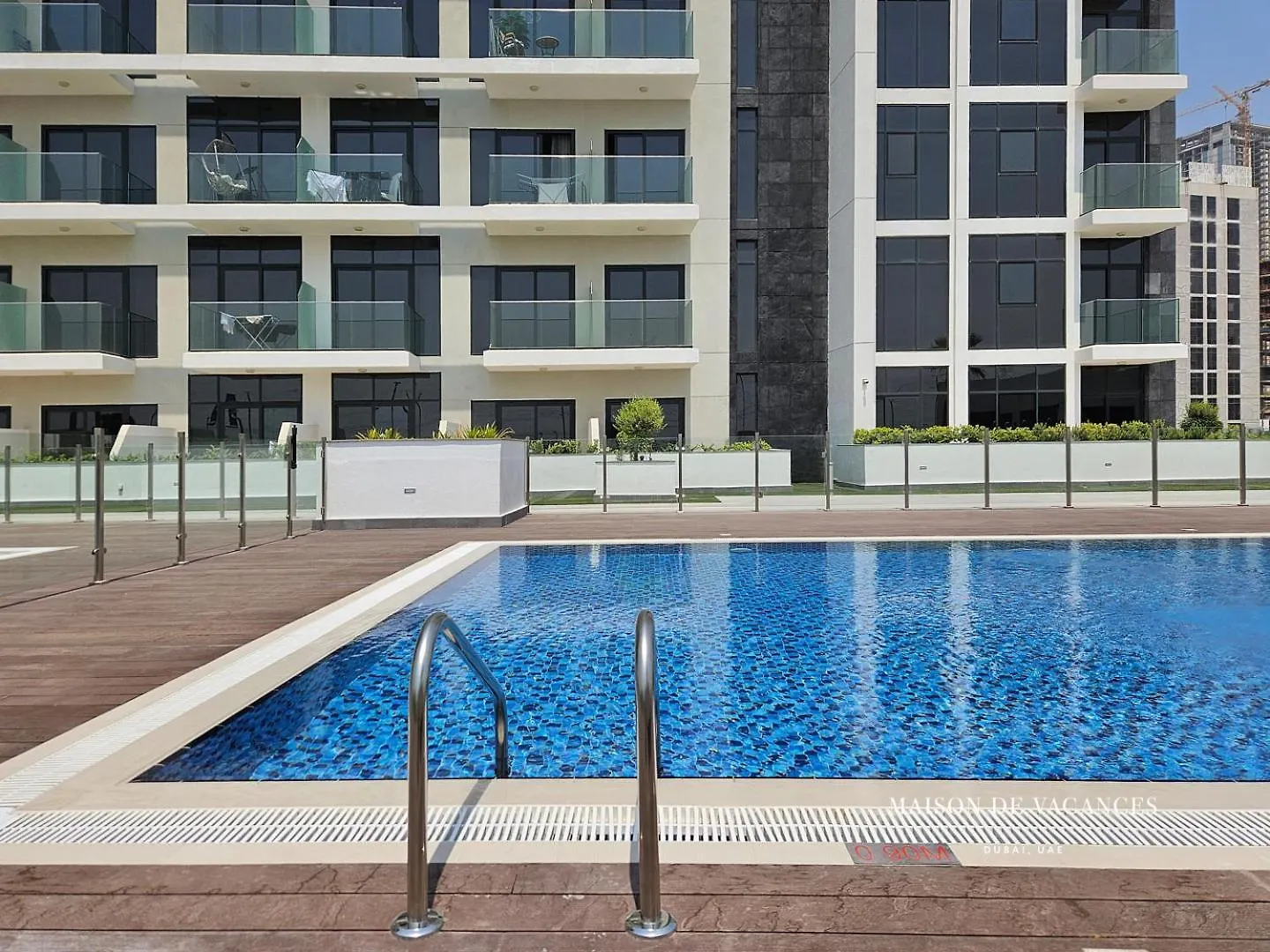 Nomad Corner Studio Pool View Dubaj Apartmán